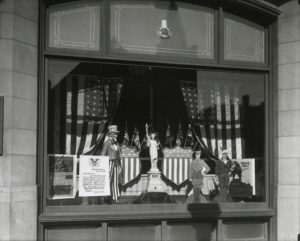 World War I window dispalys in Hartford